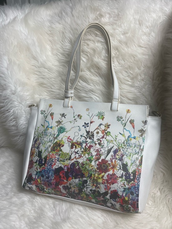 The Sak Handbags - The SAK synthetic White Floral Print Tote Bag - Elegant Everyday Carry